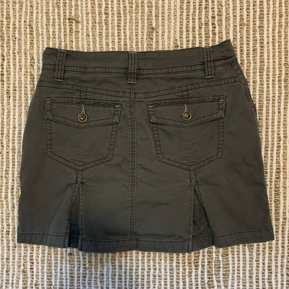 cargo skirt w/ shorts underneath🤍 - Picture 1 of 3